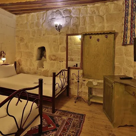 Hotel Elnazar Cave *