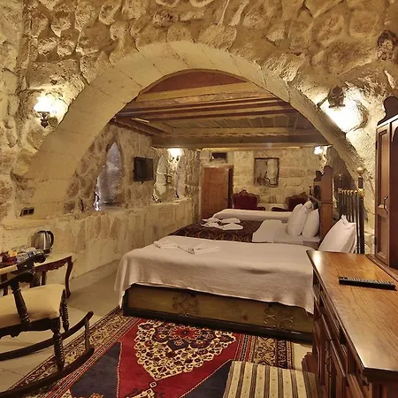 Hotel Elnazar Cave