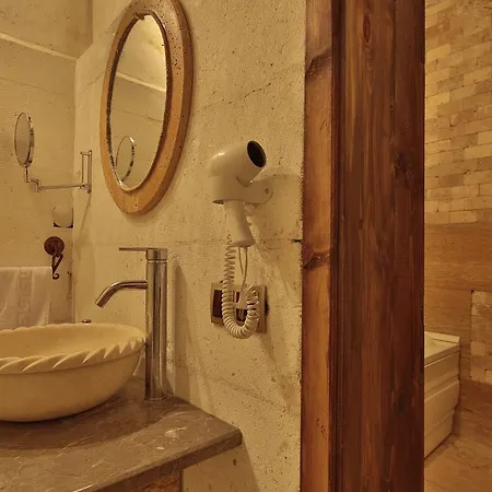 Elnazar Cave Hotel